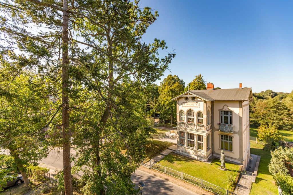 Haus auf dem Hügel, Die Klassische 06 Ostseebad Heringsdorf Exterior foto